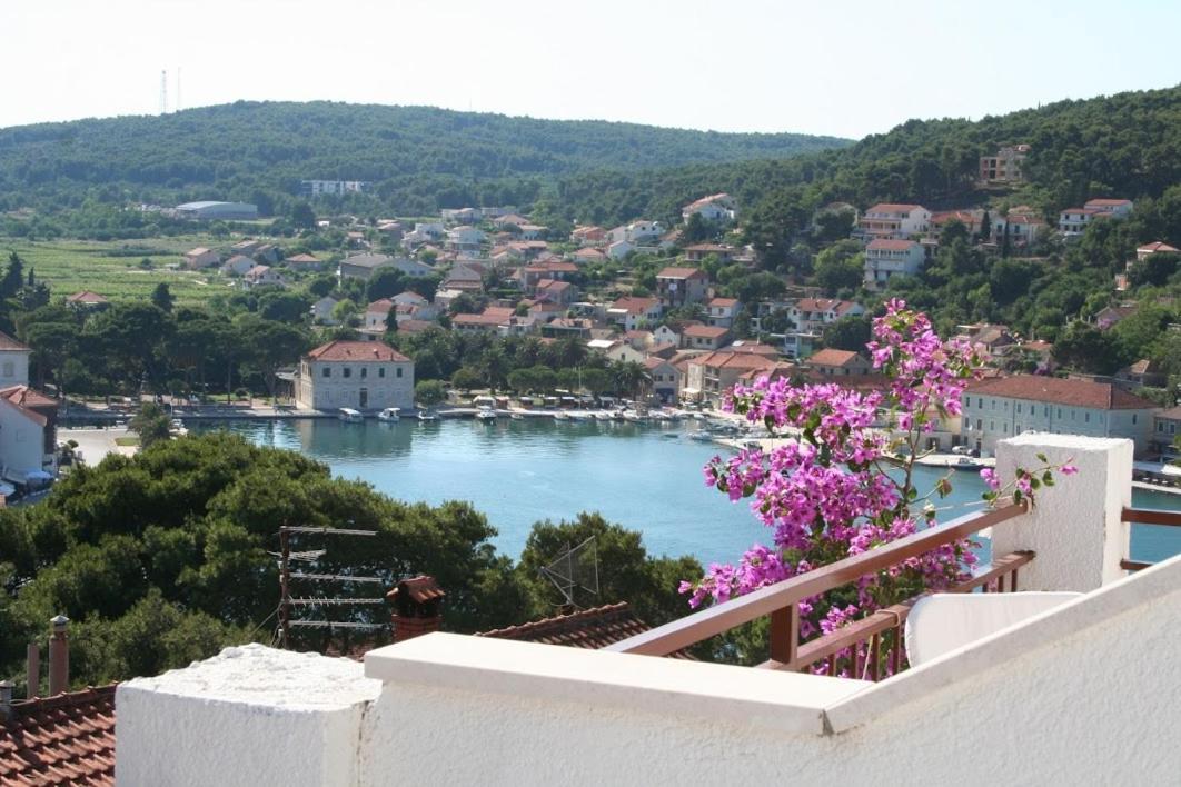 Apartmani Mladina Jelsa  Dış mekan fotoğraf