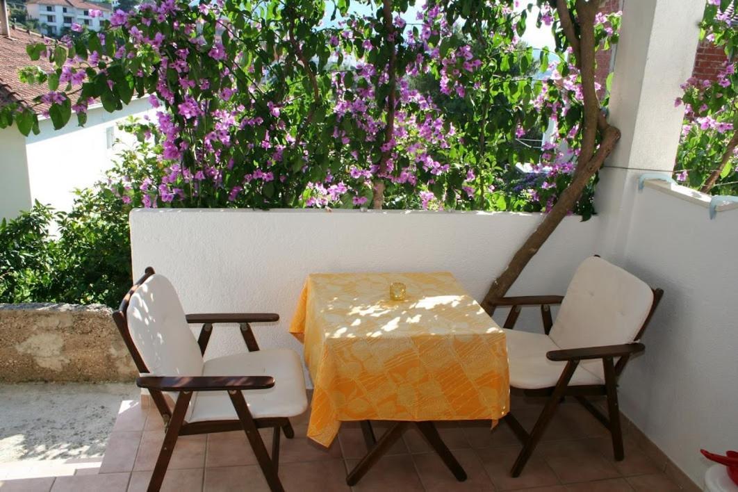 Apartmani Mladina Jelsa  Dış mekan fotoğraf